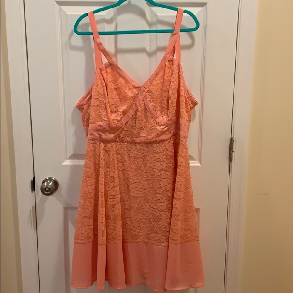Women’s dress. Only worn once.